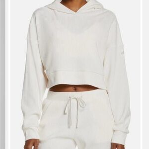 Alo yoga cropped sweatshirt